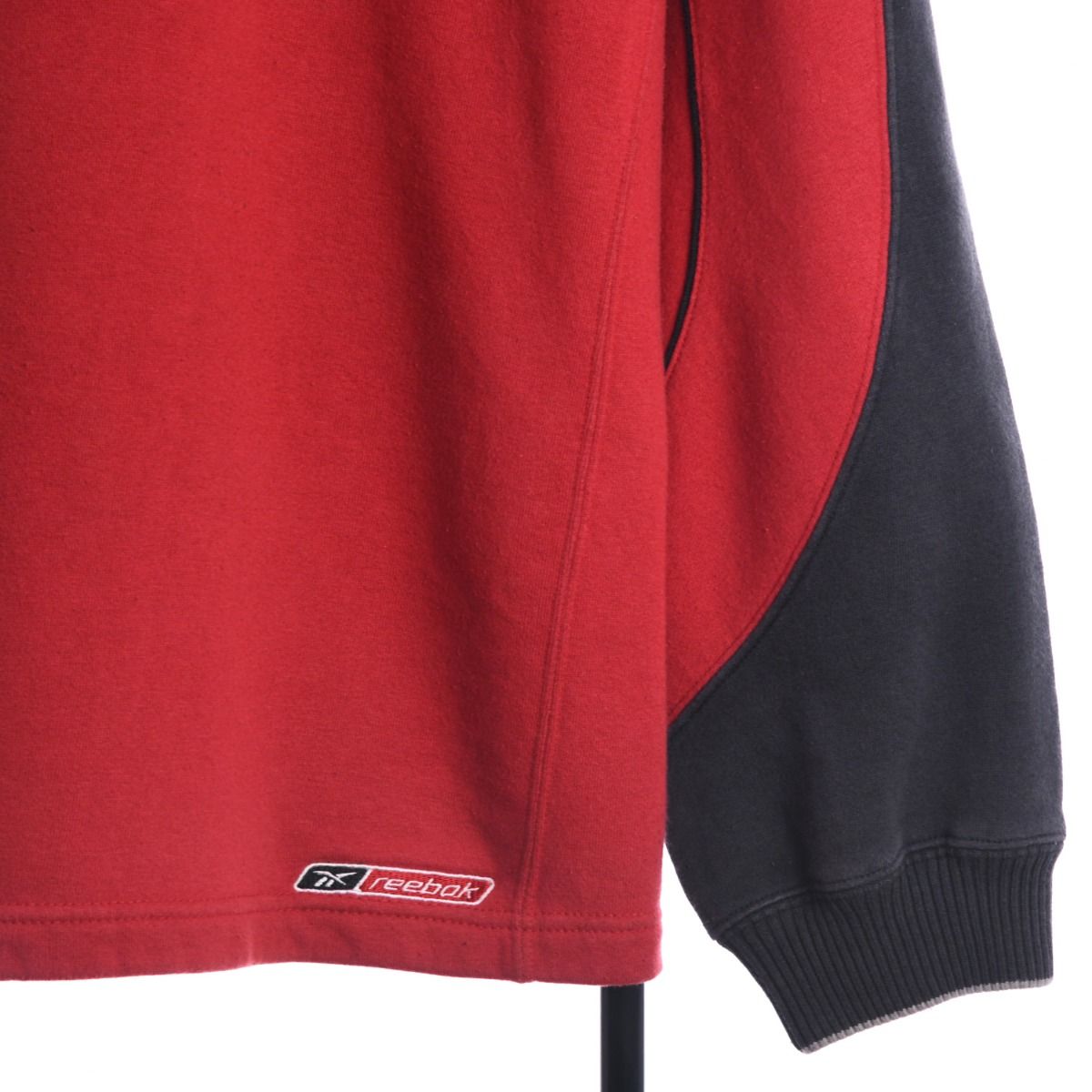 Reebok 2000s Red Black Sweatshirt