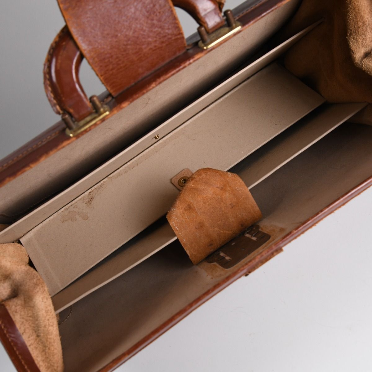 Mid Century Leather Doctor's 'Kalamazoo' Briefcase