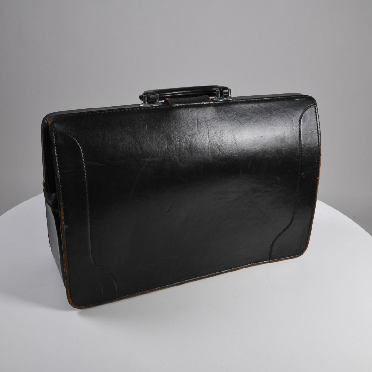 Vintage Mid Century Pendragon Black Leather 'Kalamazoo' Briefcase