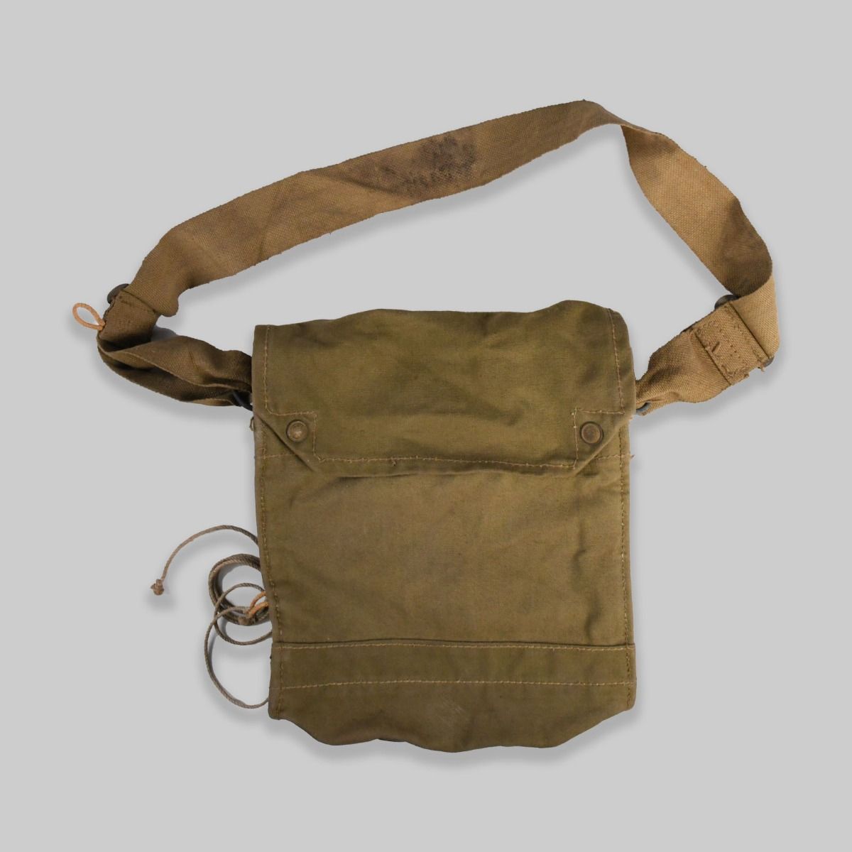 Vintage British Military 1942 Mk.VII Respirator Haversack Bag