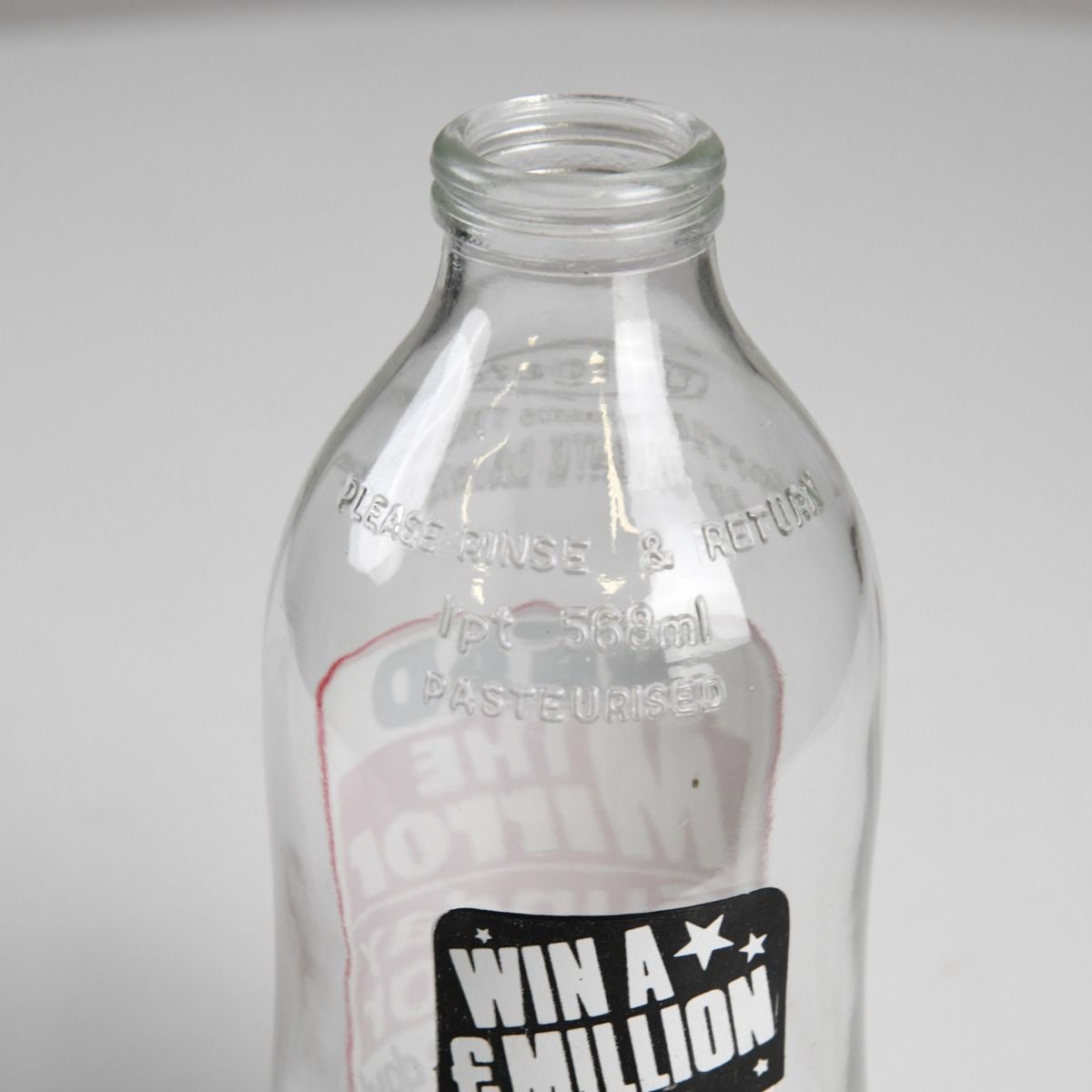 Vintage Advertising Milk Bottle The Mirror