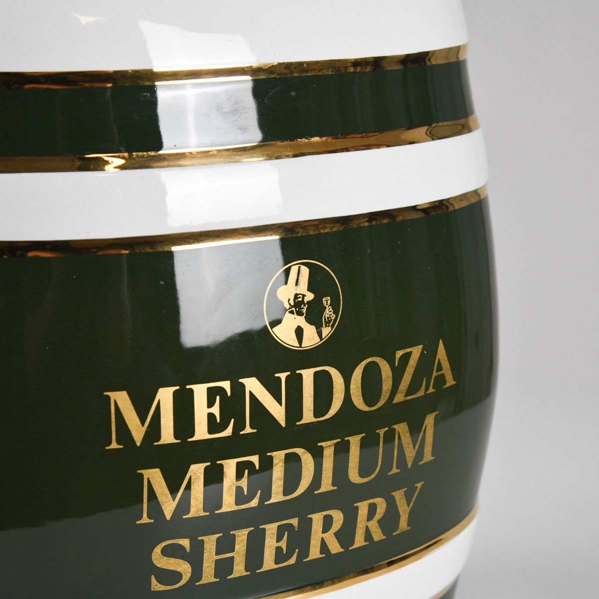 Vintage Mendoza Medium Sherry Barrel 