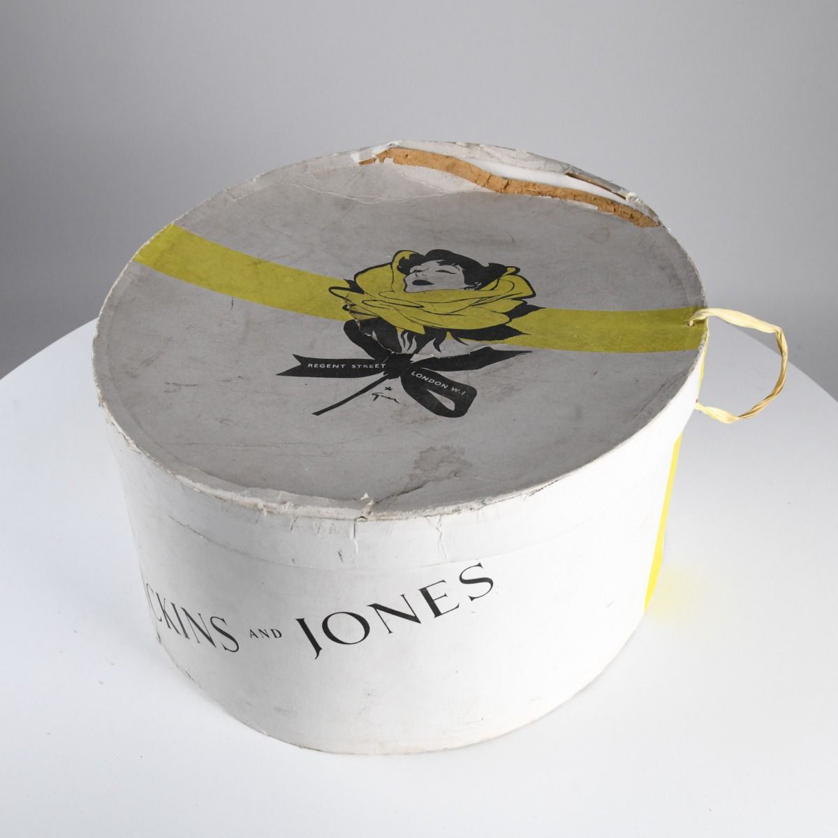 Vintage Mid Century Dickins & Jones Regent St Hat Box