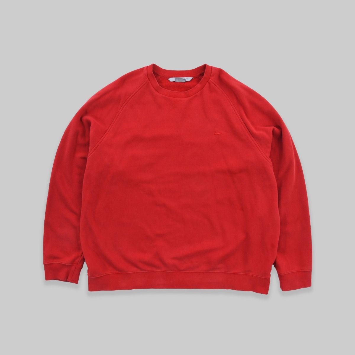 Nike Early 2000s Red Sweatshirt 