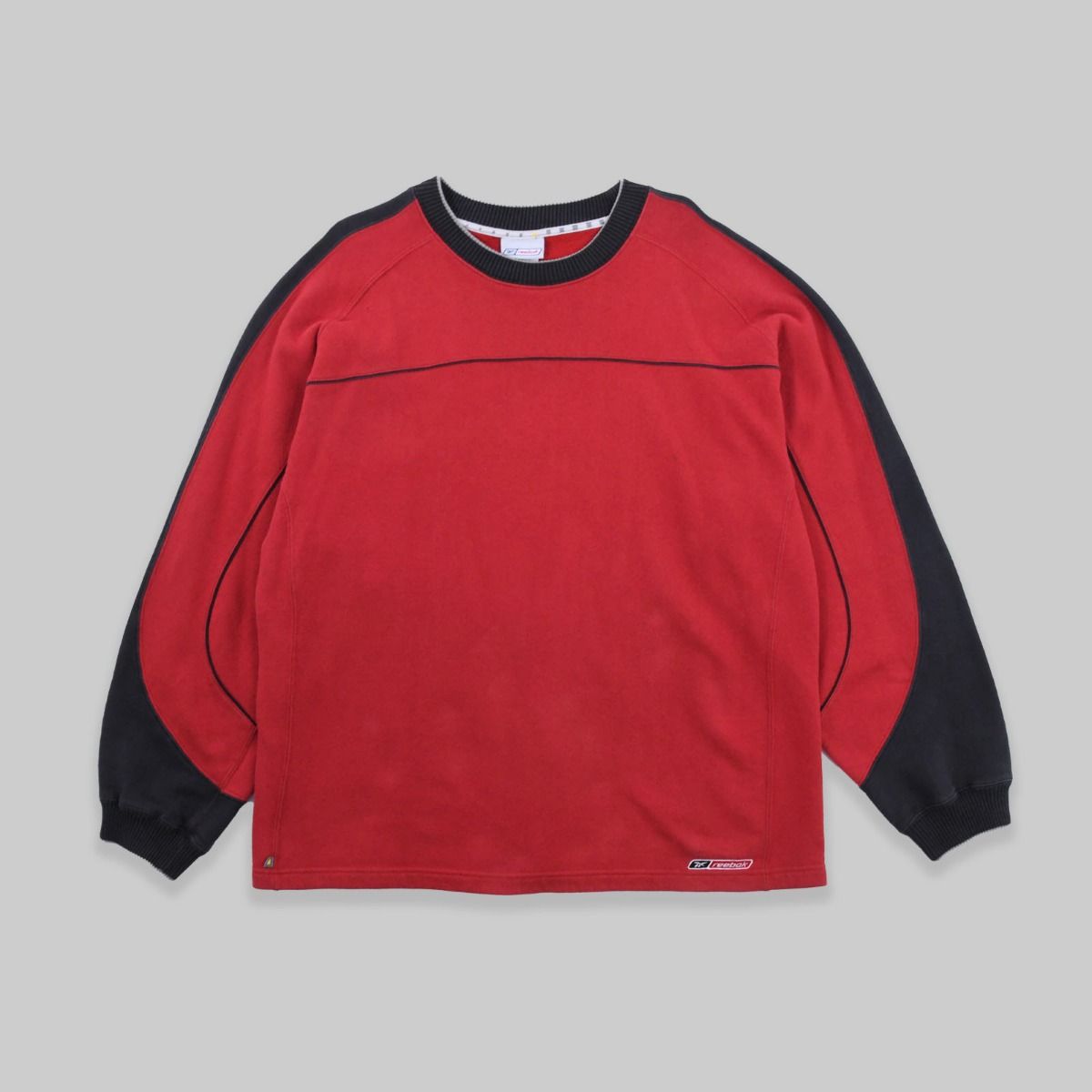 Reebok 2000s Red Black Sweatshirt