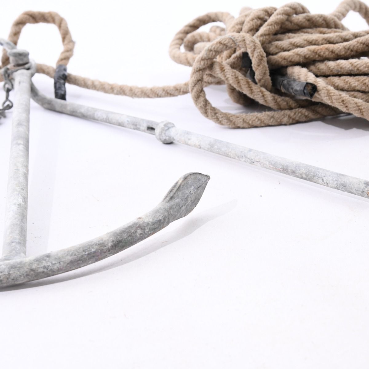 Vintage Anchor and Rope
