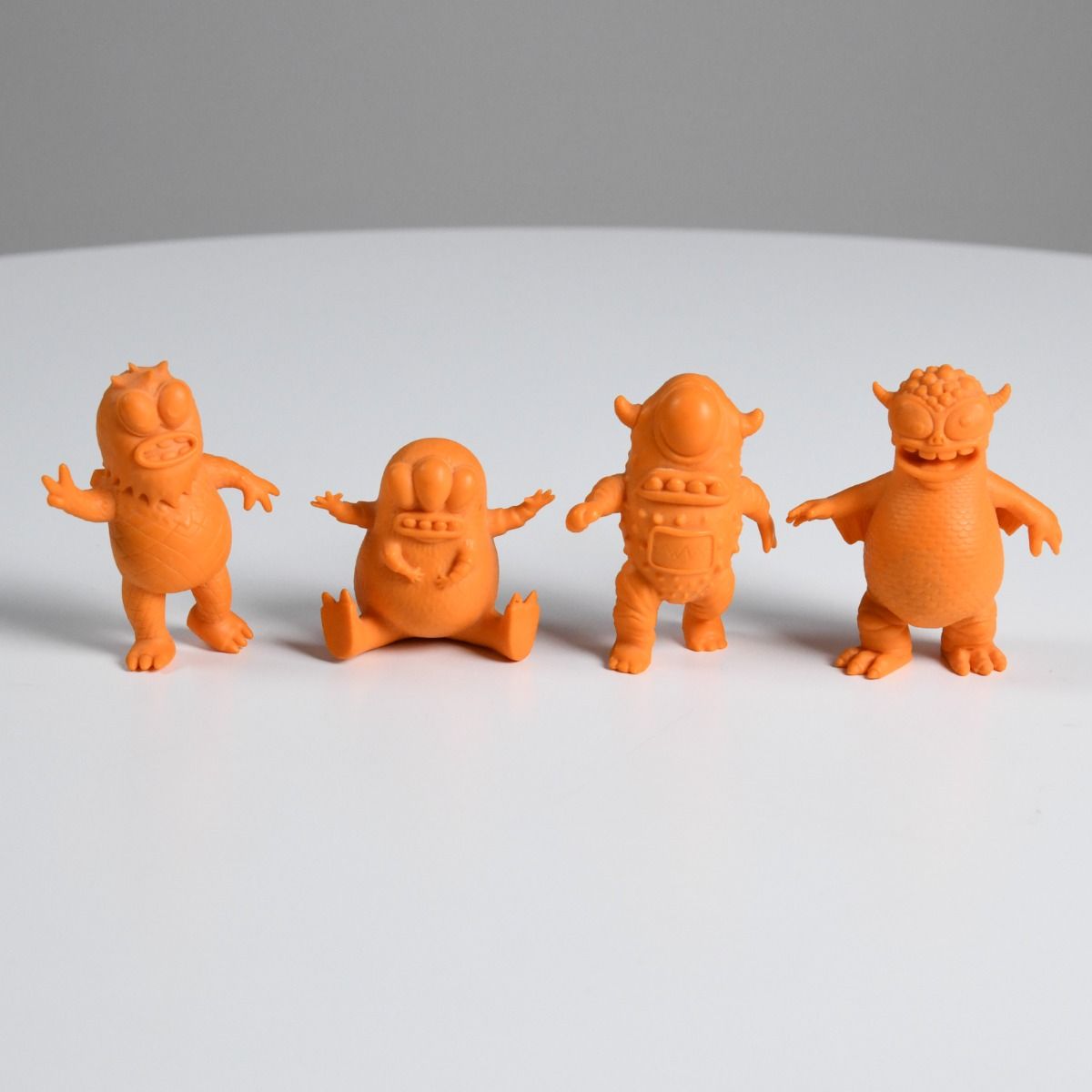 Jeff Lamm Mini Orange Greasebat Gummi Playset Figures Kaiju Keshi