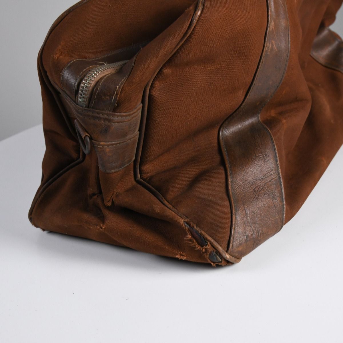 Vintage Mid Century Canvas & Leather Holdall Bag